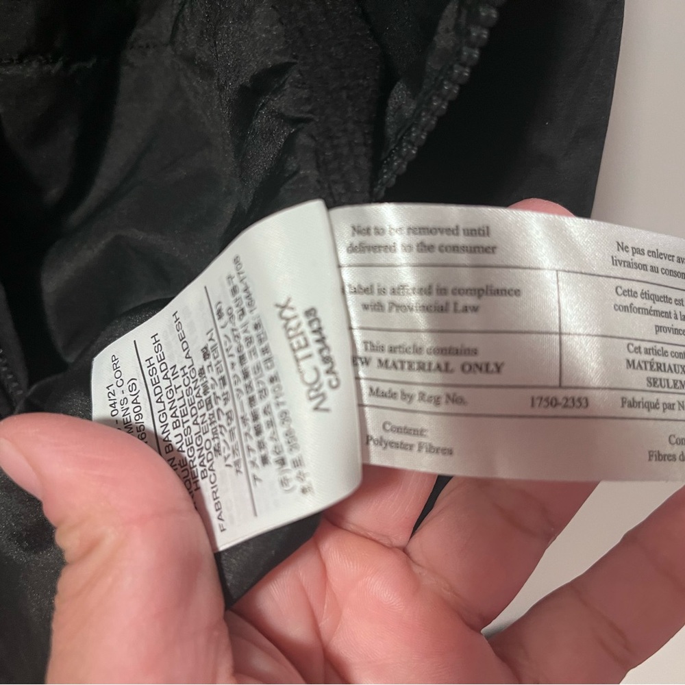 Arc'teryx Atom LT Vest Black Corporate Logo 'Cre 2.0' Outdoors Hiking - SZ Small - Picture 11 of 11